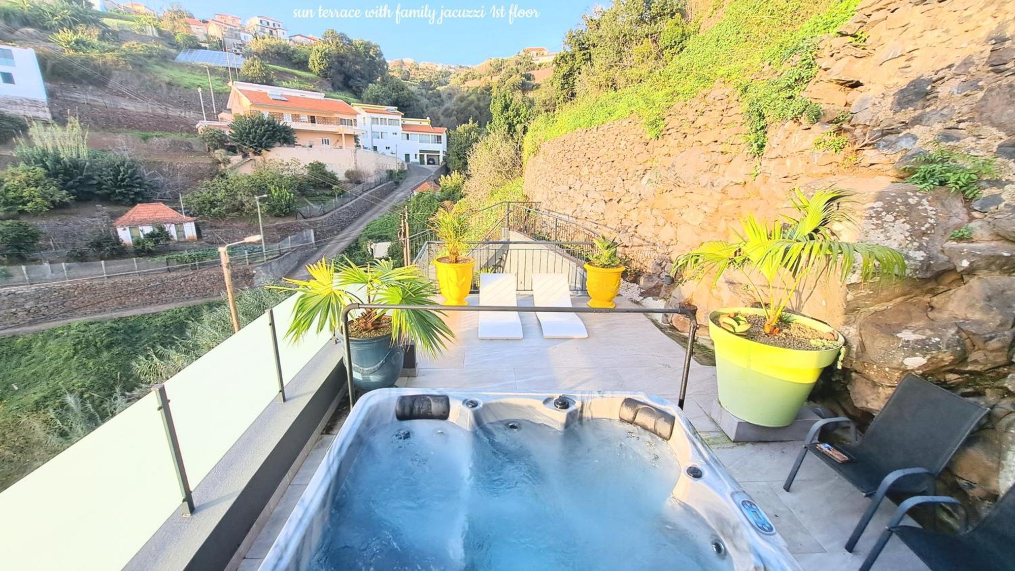 Espirito Do Mar - Premium Villa With Jacuzzi Estreito Da Calheta エクステリア 写真