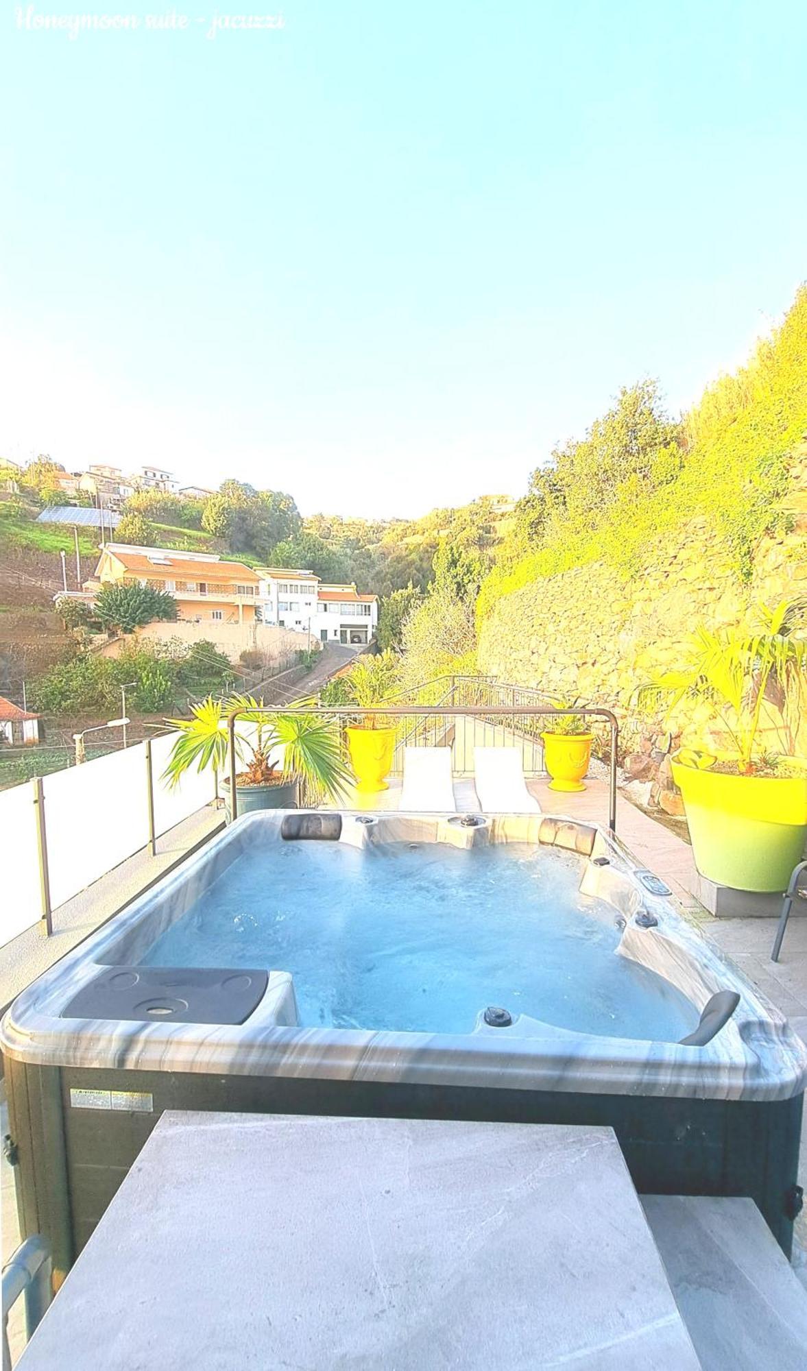 Espirito Do Mar - Premium Villa With Jacuzzi Estreito Da Calheta エクステリア 写真