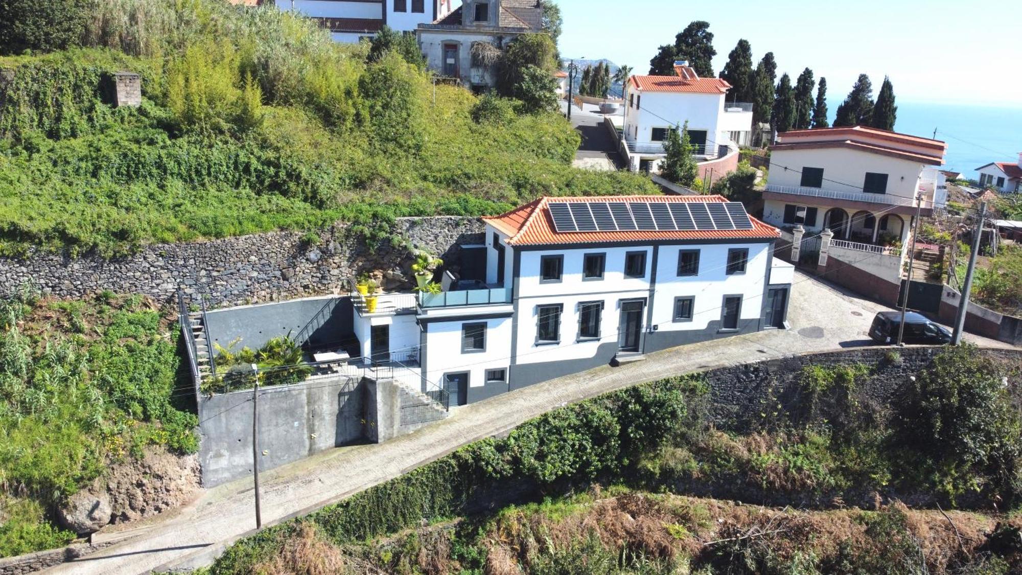 Espirito Do Mar - Premium Villa With Jacuzzi Estreito Da Calheta エクステリア 写真
