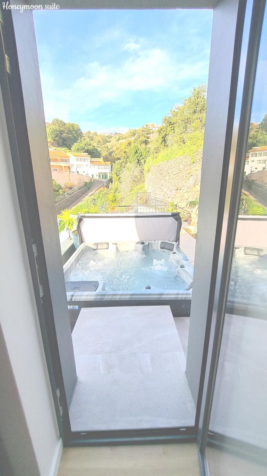 Espirito Do Mar - Premium Villa With Jacuzzi Estreito Da Calheta エクステリア 写真